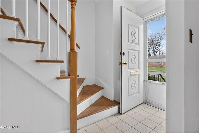 21 Hopewell Street, Albany, NY 12208