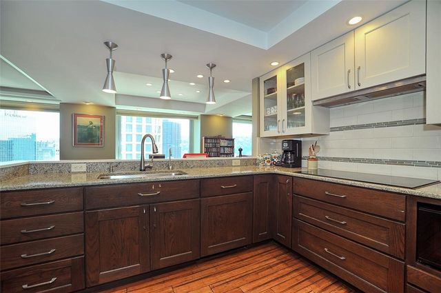 320 Fort Duquesne Blvd 19AB, Downtown Pgh, PA 15222