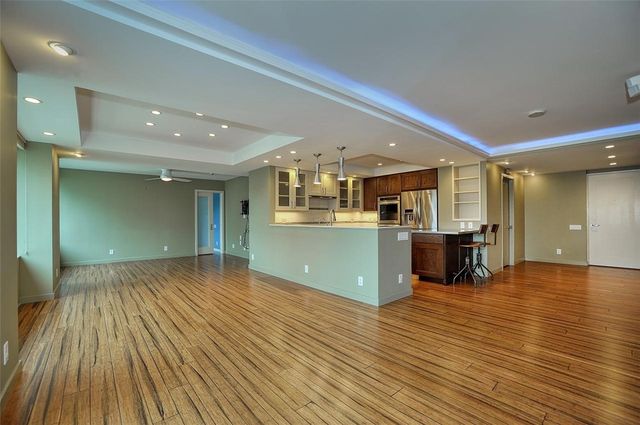 320 Fort Duquesne Blvd 19AB, Downtown Pgh, PA 15222