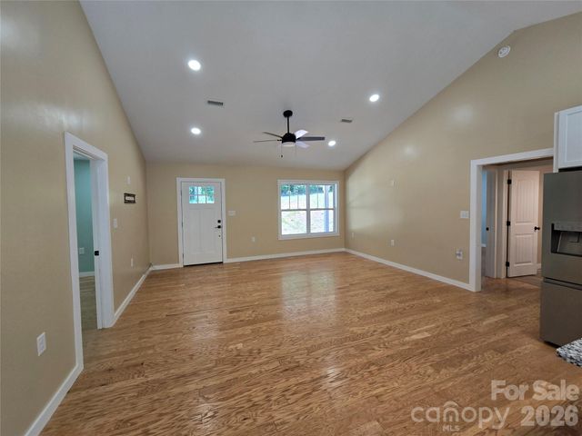 980 Smith Waldrop Road, Mill Spring, NC 28756