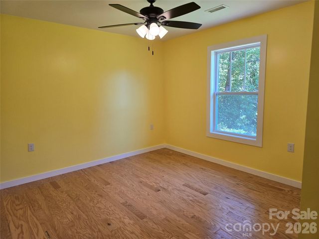 980 Smith Waldrop Road, Mill Spring, NC 28756