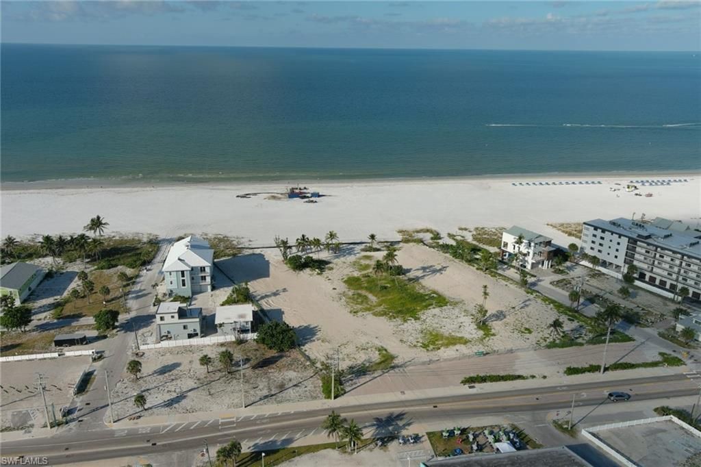 81 Mango ST, FORT MYERS BEACH, FL 33931 — exterior