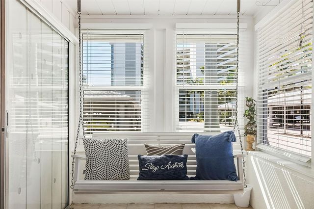 6300 MIDNIGHT PASS ROAD 21, Sarasota, FL 34242