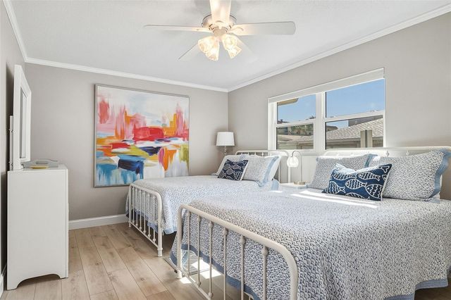 6300 MIDNIGHT PASS ROAD 21, Sarasota, FL 34242