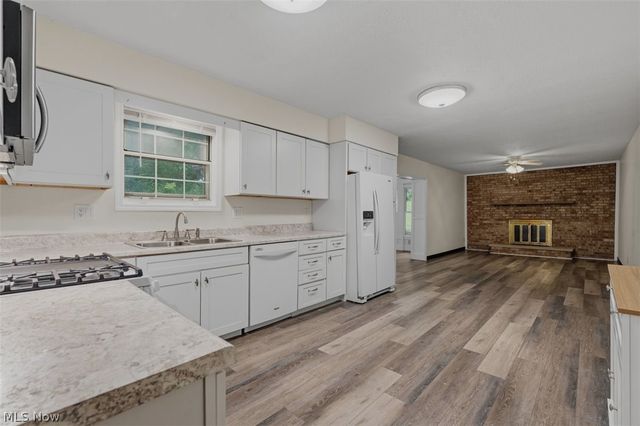 404 W Wildwood Drive, Parkersburg, WV 26101