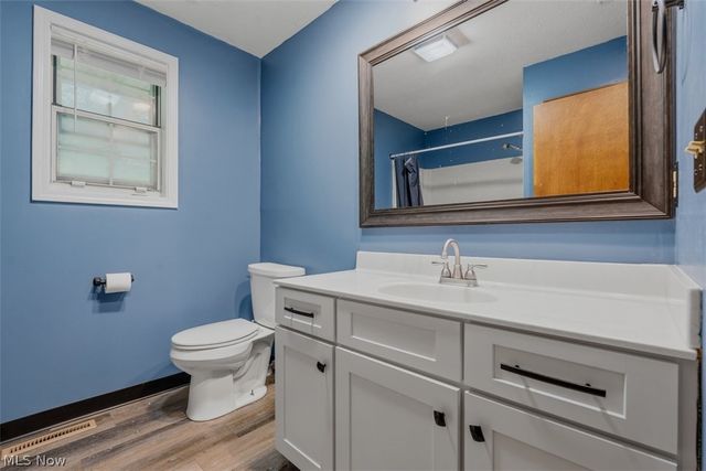 404 W Wildwood Drive, Parkersburg, WV 26101