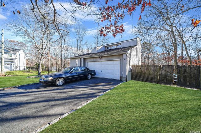 973 N Ocean Avenue, Patchogue, NY 11772