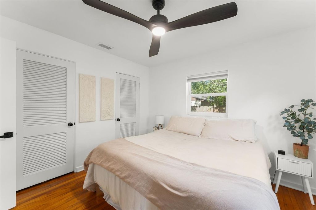 Image 17 of property listing at 2005 VIRGINIA DRIVE, Orlando, FL 32803