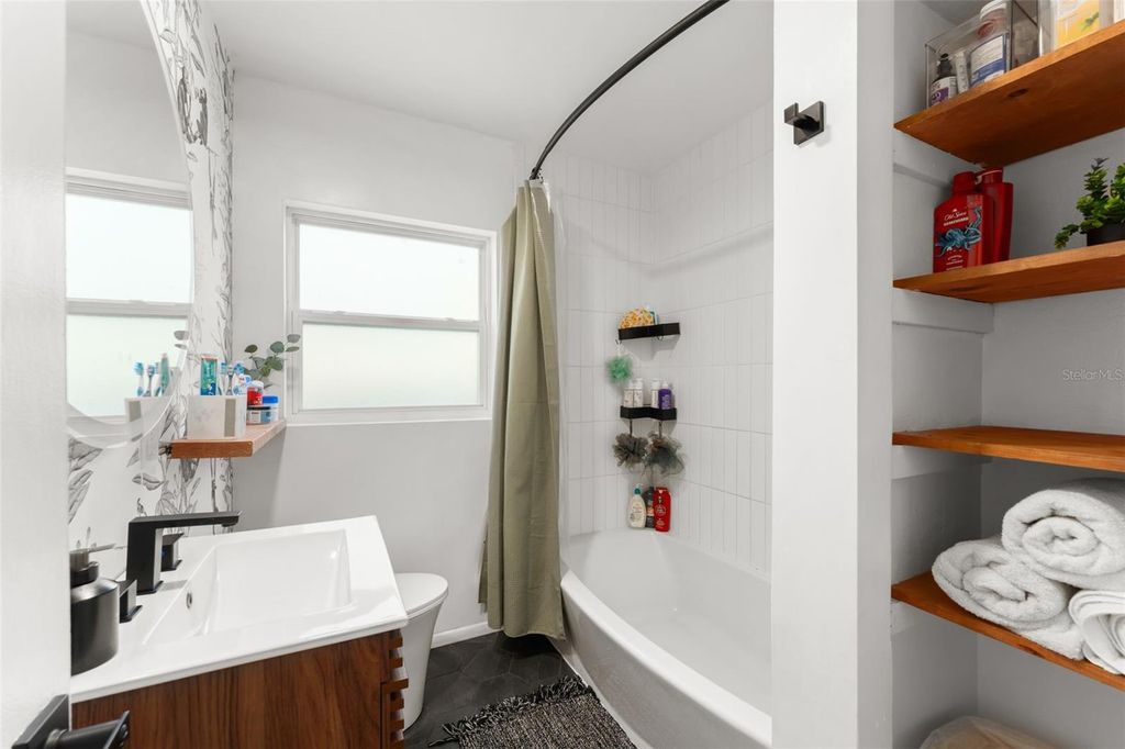 Image 19 of property listing at 2005 VIRGINIA DRIVE, Orlando, FL 32803