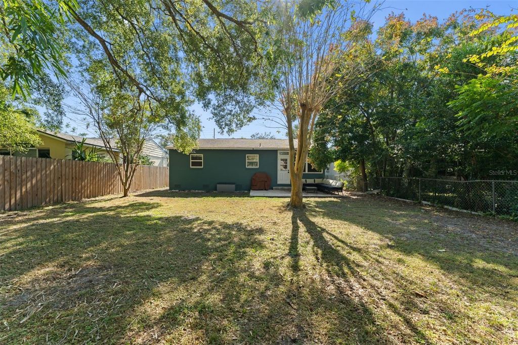 Image 27 of property listing at 2005 VIRGINIA DRIVE, Orlando, FL 32803