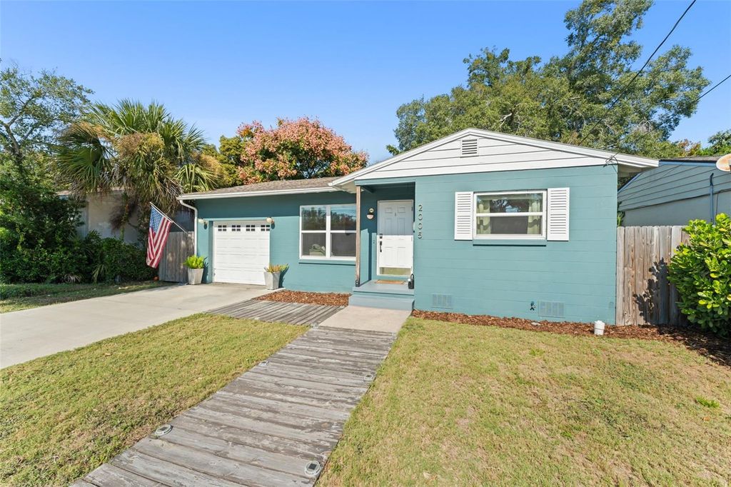 Image 28 of property listing at 2005 VIRGINIA DRIVE, Orlando, FL 32803