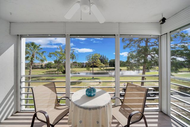 6698 10th Avenue N 327, Lake Worth, FL 33467