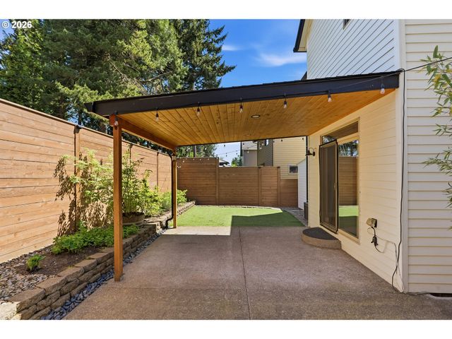 19280 FRIARS Ln, Oregon City, OR 97045