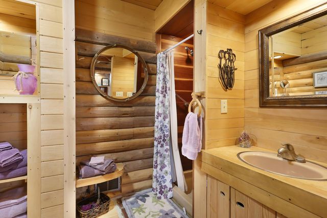 2655 County Road 550 East, Mahomet, IL 61853