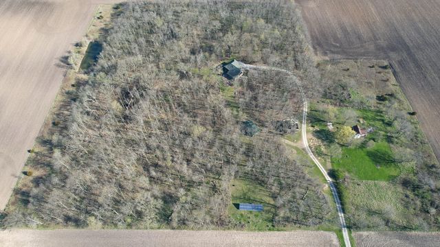 2655 County Road 550 East, Mahomet, IL 61853