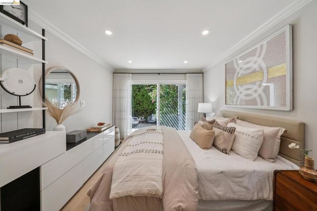 1977 Woodbury Ct, Walnut Creek, CA 94596