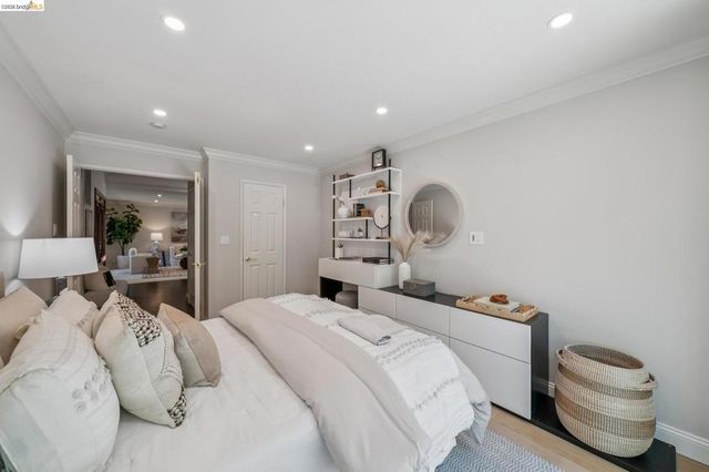 1977 Woodbury Ct, Walnut Creek, CA 94596