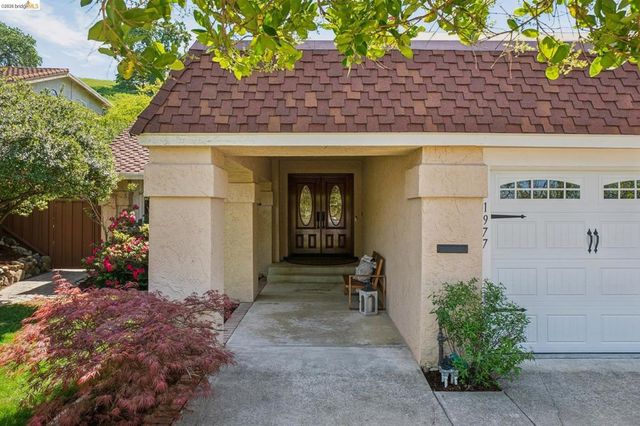 1977 Woodbury Ct, Walnut Creek, CA 94596