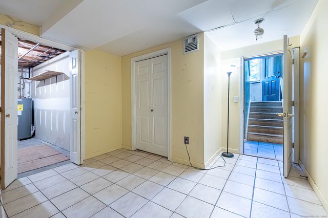 10 South Street 77, Danbury, CT 06810