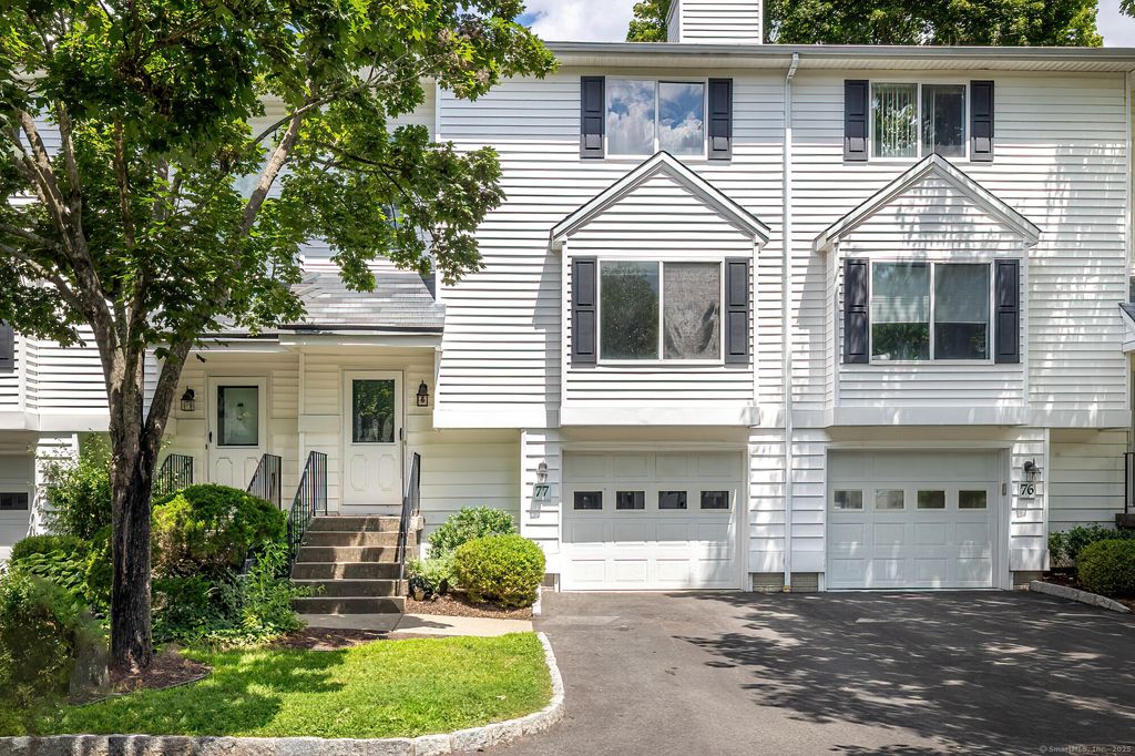 10 South Street 77, Danbury, CT 06810