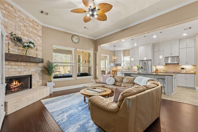 3131 N Cotswold Manor Drive, Houston, TX 77339