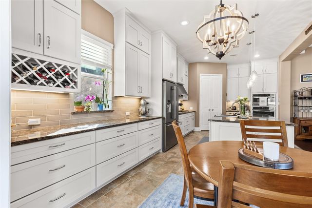 3131 N Cotswold Manor Drive, Houston, TX 77339