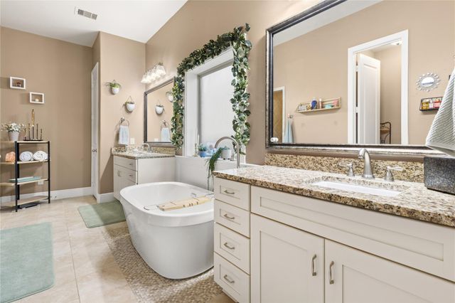 3131 N Cotswold Manor Drive, Houston, TX 77339