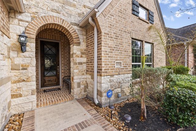 3131 N Cotswold Manor Drive, Houston, TX 77339
