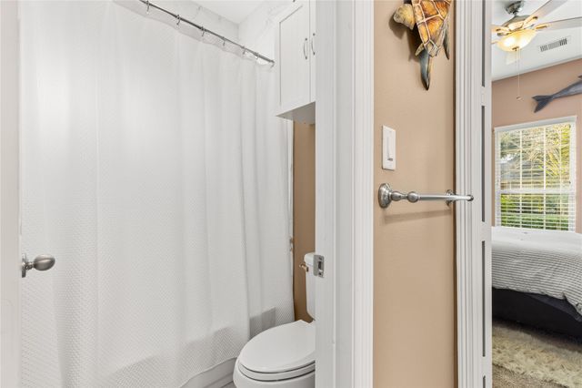 3131 N Cotswold Manor Drive, Houston, TX 77339