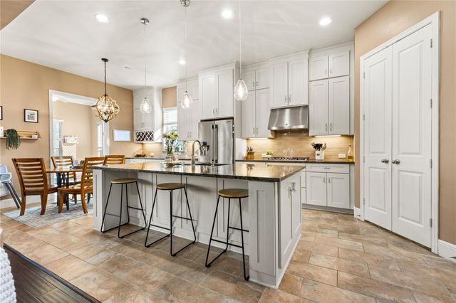 3131 N Cotswold Manor Drive, Houston, TX 77339