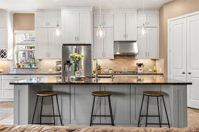 3131 N Cotswold Manor Drive, Houston, TX 77339