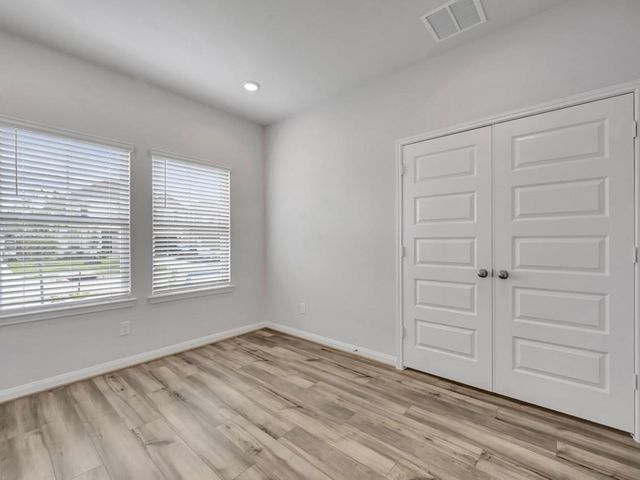 6919 Ventura Drive, Rosharon, TX 77583