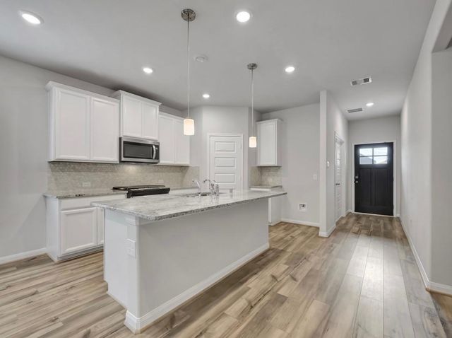 6919 Ventura Drive, Rosharon, TX 77583