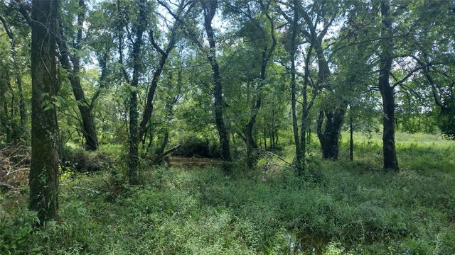 3737 NE FM 2965, Wills Point, TX 75169