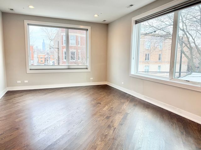 2303 W Wilcox Street 2S, Chicago, IL 60612