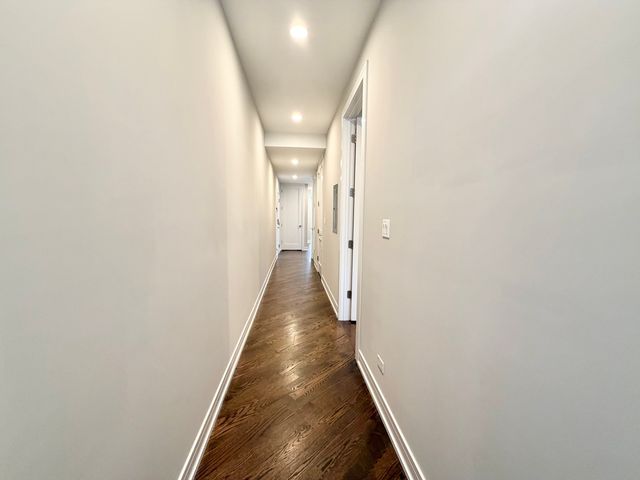 2303 W Wilcox Street 2S, Chicago, IL 60612