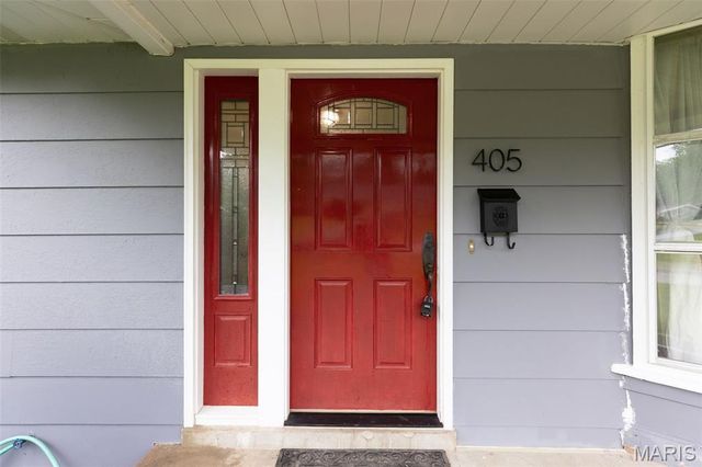 405 Oak Tree Drive, Webster Groves, MO 63119