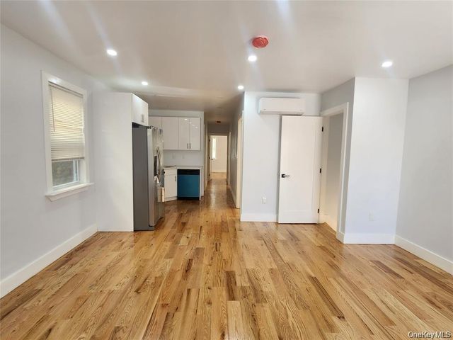 330 Taylor Avenue 1, Bronx, NY 10473