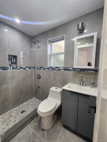 330 Taylor Avenue 1, Bronx, NY 10473