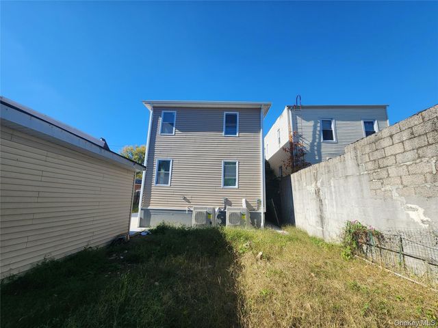 330 Taylor Avenue 1, Bronx, NY 10473