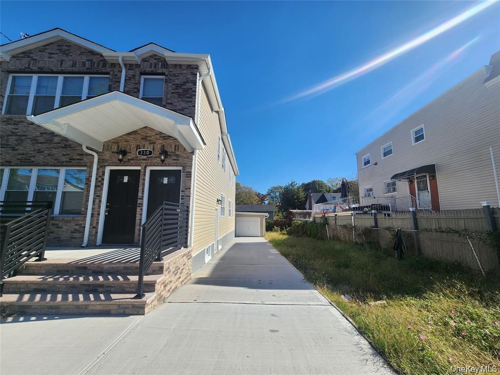 330 Taylor Avenue 1, Bronx, NY 10473