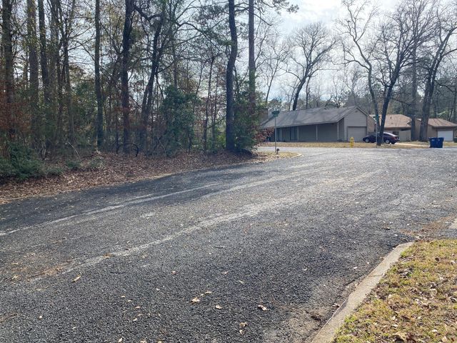 24418 Gleneagles, Huntsville, TX 77320