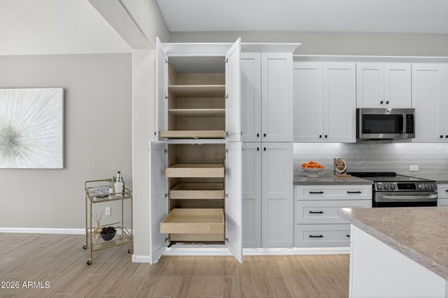 16941 W SHERIDAN Street, Goodyear, AZ 85395