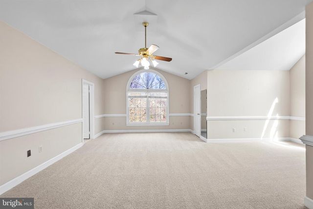 12187 BRECKNOCK ST, Oakton, VA 22124