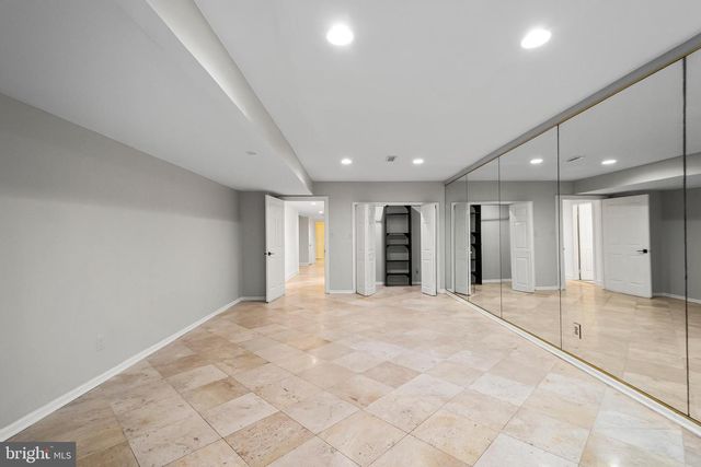 12187 BRECKNOCK ST, Oakton, VA 22124