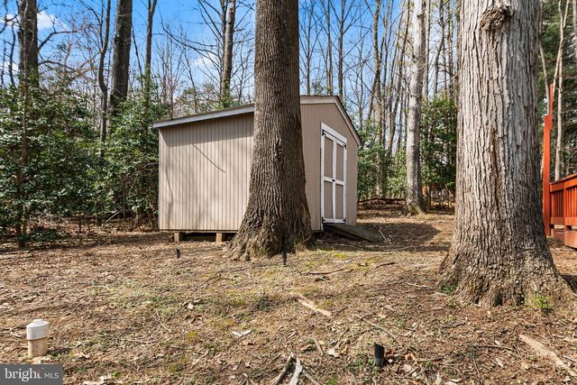 12187 BRECKNOCK ST, Oakton, VA 22124