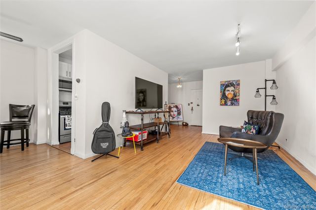 640 W 231st Street 7A, Bronx, NY 10463