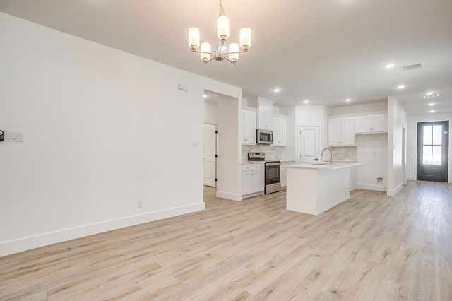 4944 Dunbar Street, Fort Worth, TX 76105