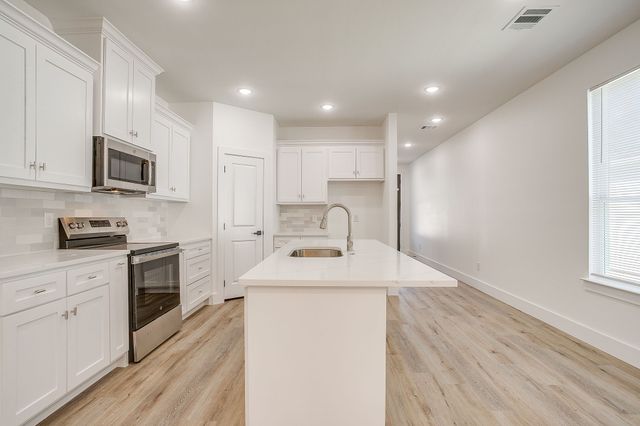 4944 Dunbar Street, Fort Worth, TX 76105