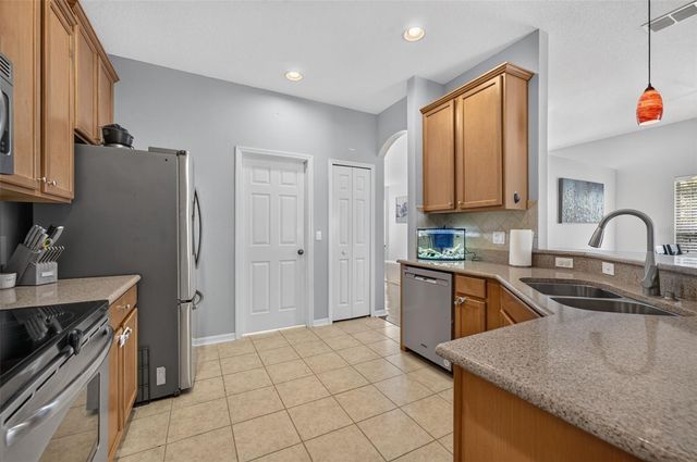 8912 VICKROY TERRACE, Oviedo, FL 32765